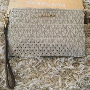 MK wristlet